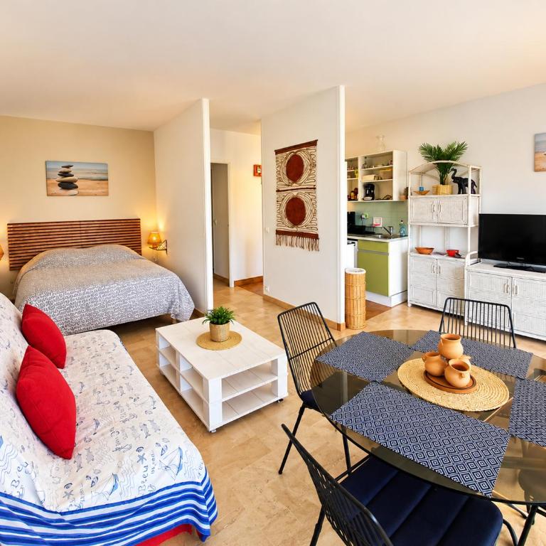 Trident - Studio - Vue sur Mer - 14