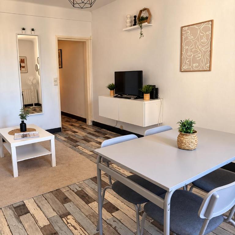 Le Royal Colbert - Hyper Centre - Cozy & Elegant - Appartement - Vue sur Ville - 6