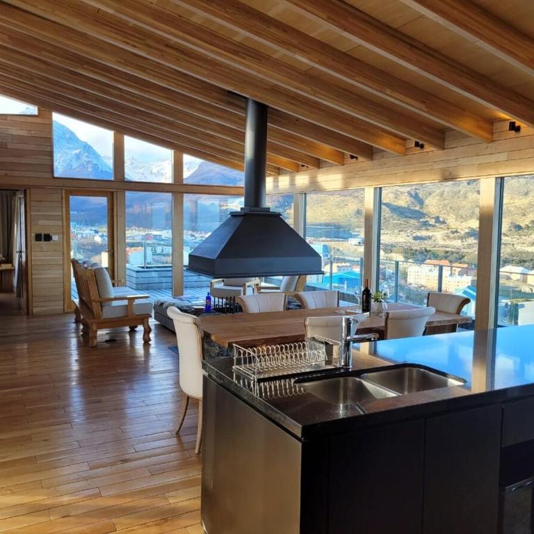 Beautiful penthouse with amazing views - One-Bedroom Apartment - 3