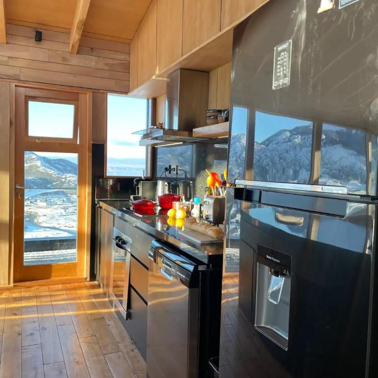 Beautiful penthouse with amazing views - One-Bedroom Apartment - 30