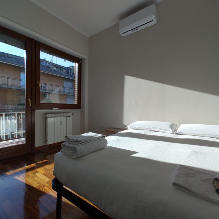 Vassallo B&B - Chambre Double ou Lits Jumeaux avec Salle de Bains Commune - 1