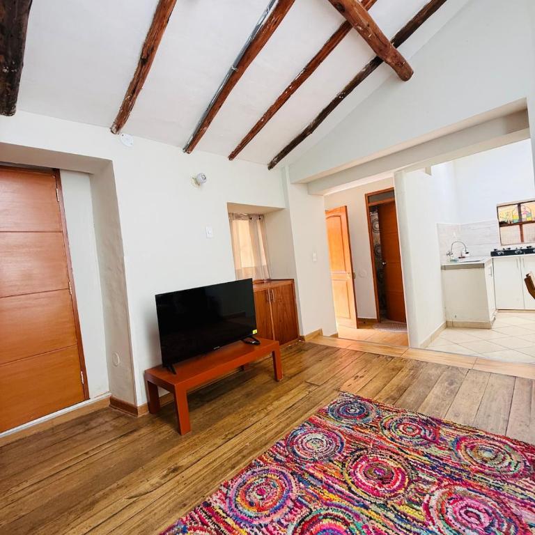 Private house perfectly located - One-Bedroom Apartment - 15
