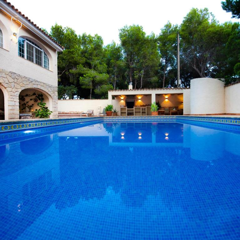 Villa con piscina en Altea - Casa de 5 dormitorios - 8