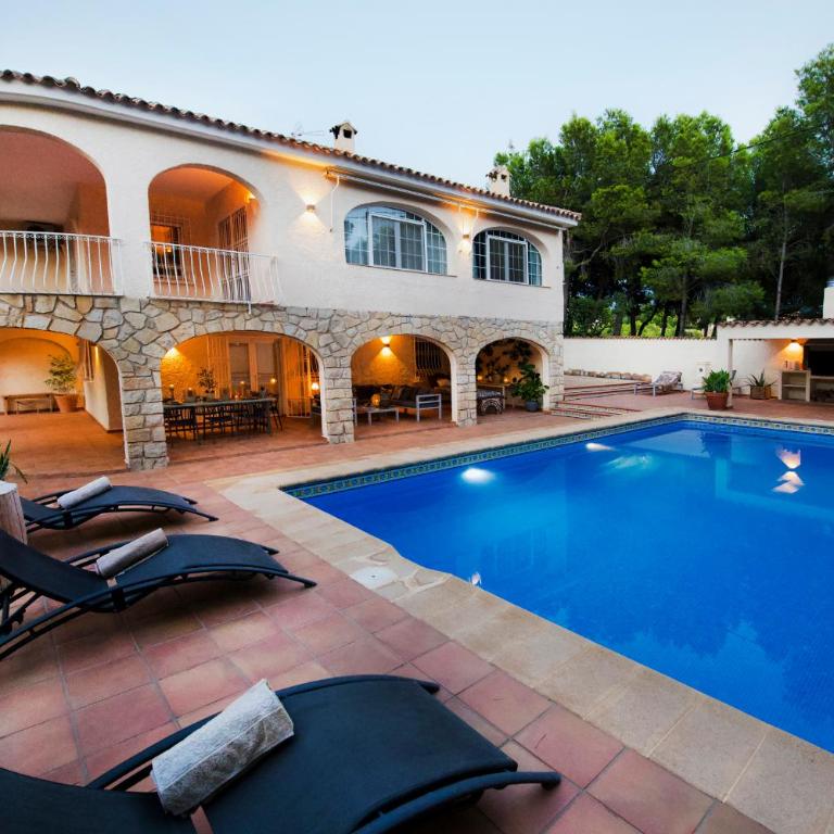 Villa con piscina en Altea - Casa de 5 dormitorios - 4