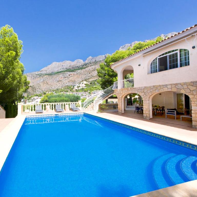 Villa con piscina en Altea - Casa de 5 dormitorios - 34