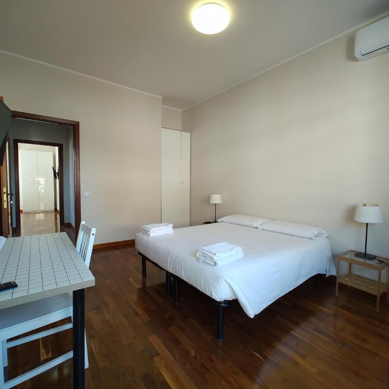 Vassallo B&B - Chambre Double ou Lits Jumeaux avec Salle de Bains Commune - 25