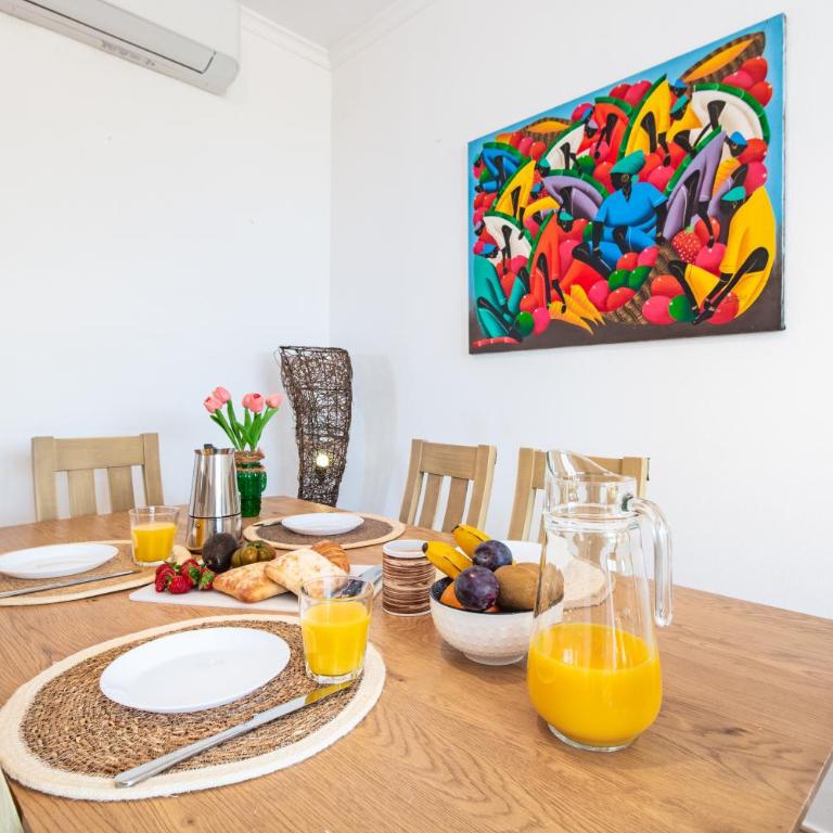 Jardín amplio en planta baja, 2 piscinas todo el año, Parking gratis, espacioso, 3 dormitorios y 2 baños - Apartamento de 3 dormitorios Premium - 14