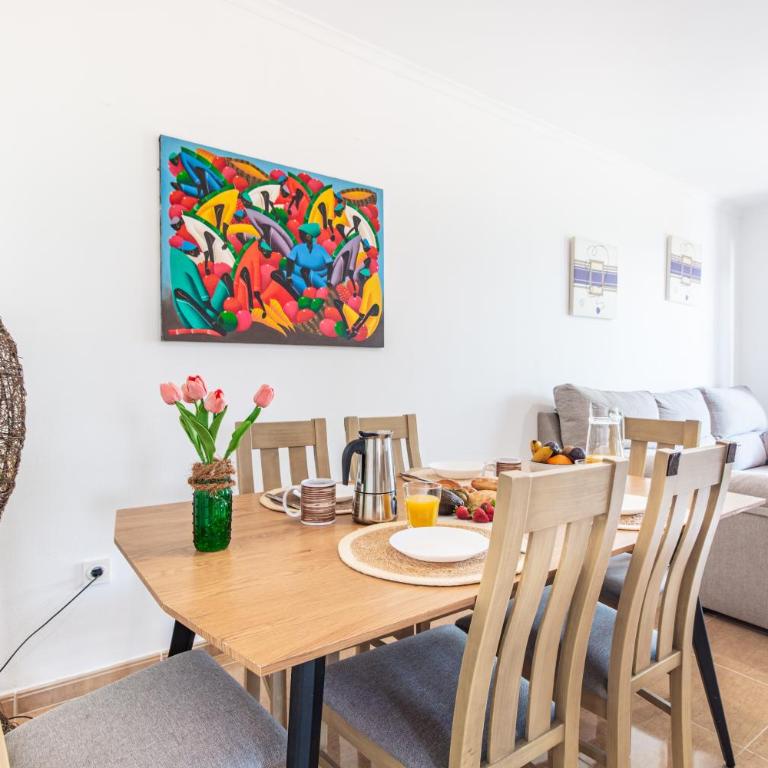 Jardín amplio en planta baja, 2 piscinas todo el año, Parking gratis, espacioso, 3 dormitorios y 2 baños - Apartamento de 3 dormitorios Premium - 36