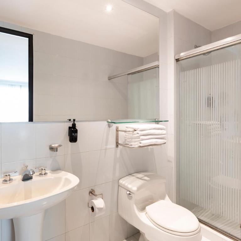 Hotel San Pablo - Habitación Cuádruple con baño privado - 2