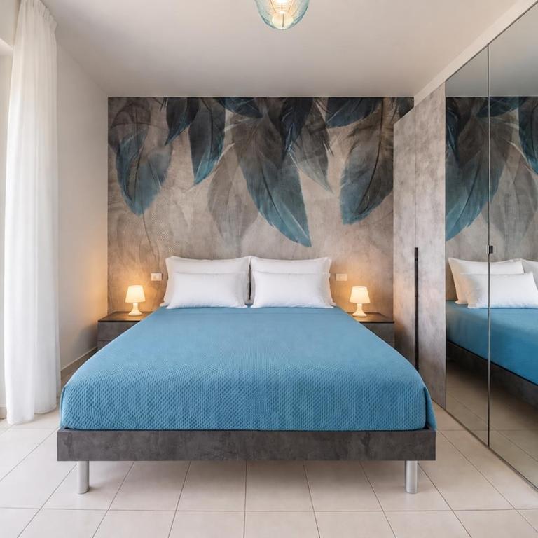 Blue Garden Como - 2BR - Free Parking - Appartamento con 3 Camere da Letto - 1