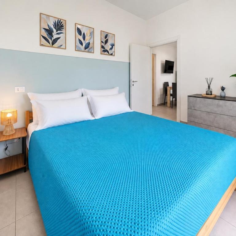 Blue Garden Como - 2BR - Free Parking - Appartamento con 3 Camere da Letto - 6