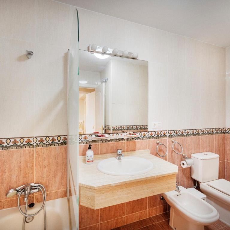 Gran apartamento para 6 personas en Fuengirola - Apartamento de 3 dormitorios - 12