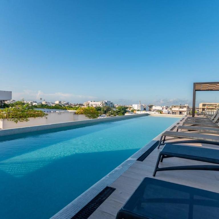 2 BR Penthouse Private Pool y Parking Sleeps 8 - Apartment - 21