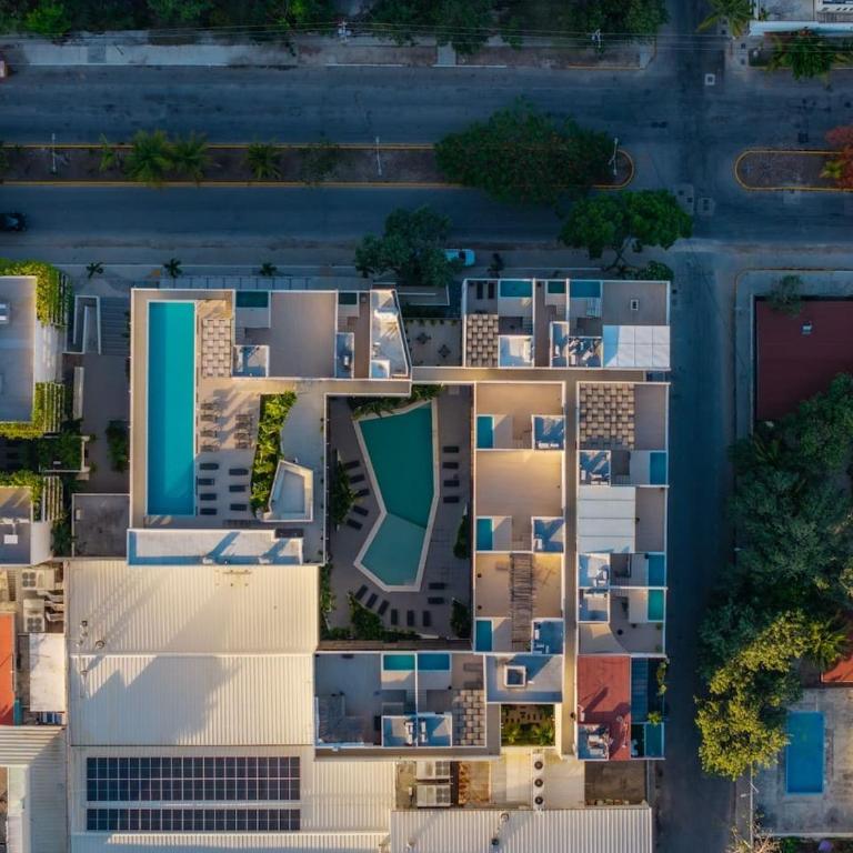2 BR Penthouse Private Pool y Parking Sleeps 8 - Apartment - 36