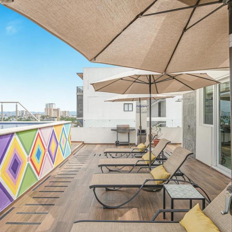 Torre Ku - Rooftop Pool & Near the Beach - Two-Bedroom Deluxe Apartment with Balcony - 18