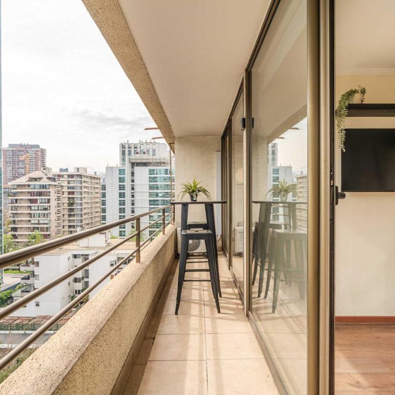 HOM ELITE l Metro Alcántara I Parking I LasCondes 0511 - Apartamento - 35