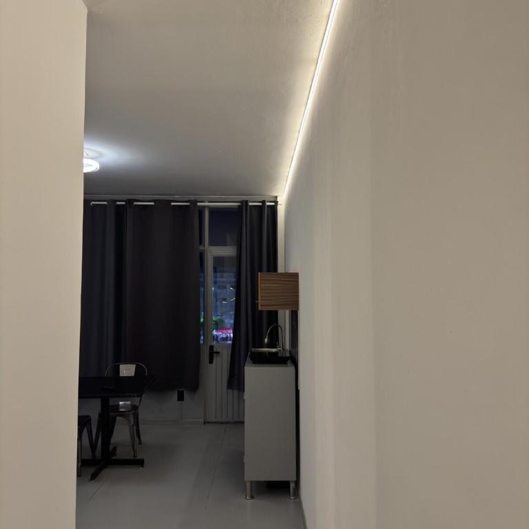 THE BEST LOfT IN THE AMERICANA ZONE 202 - One-Bedroom Apartment with Balcony - 11