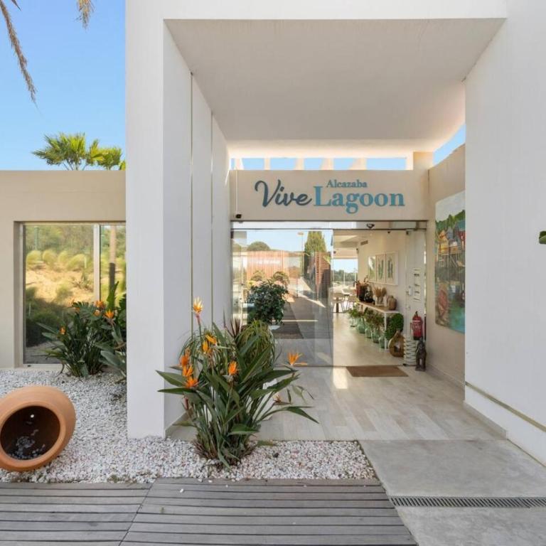 Sunny Golf Apartment - Golf and Pool Views - Appartamento - 22