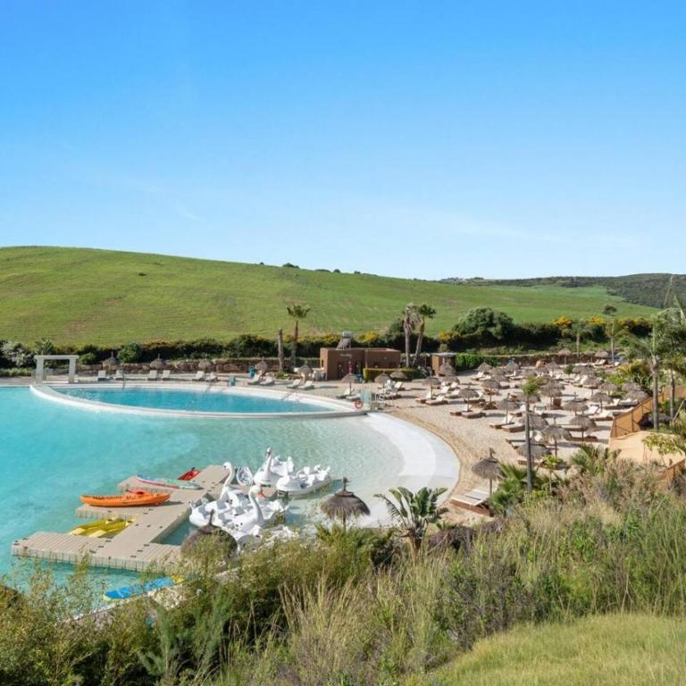 Sunny Golf Apartment - Golf and Pool Views - Appartamento - 23