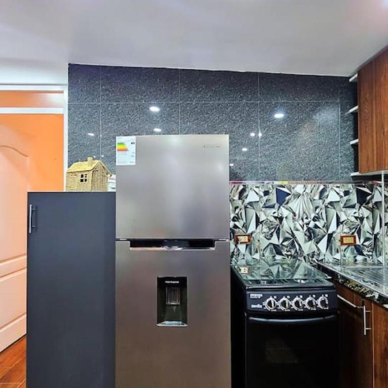 Casa Pacheco 2 - Modern 2BR 1 BA, Walk to Castle and Beach, Secure Parking Included - Two-Bedroom House - 9