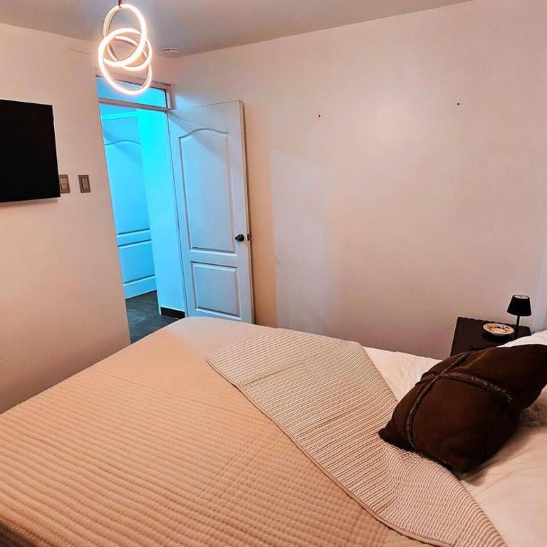 Casa Pacheco 2 - Modern 2BR 1 BA, Walk to Castle and Beach, Secure Parking Included - Two-Bedroom House - 16