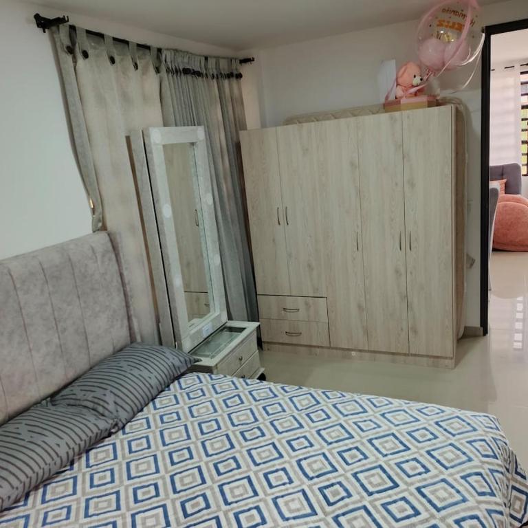 Casa Blanca Urban - Three-Bedroom Vacation Home - 2
