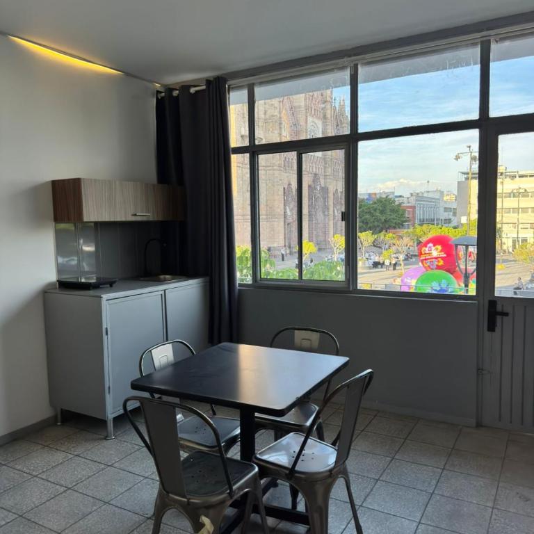 stay at La Americana Vista Panoramica EXPIATORIO 5 - Deluxe Apartment mit 1 Schlafzimmer und Stadtblick - 9