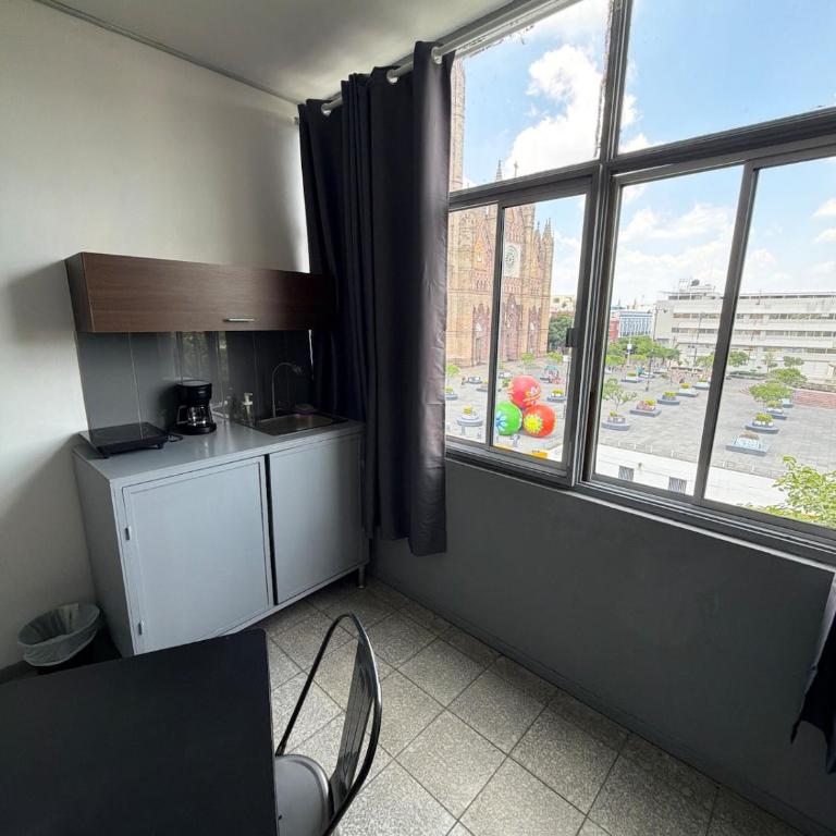 stay at La Americana Vista Panoramica EXPIATORIO 5 - Deluxe Apartment mit 1 Schlafzimmer und Stadtblick - 12