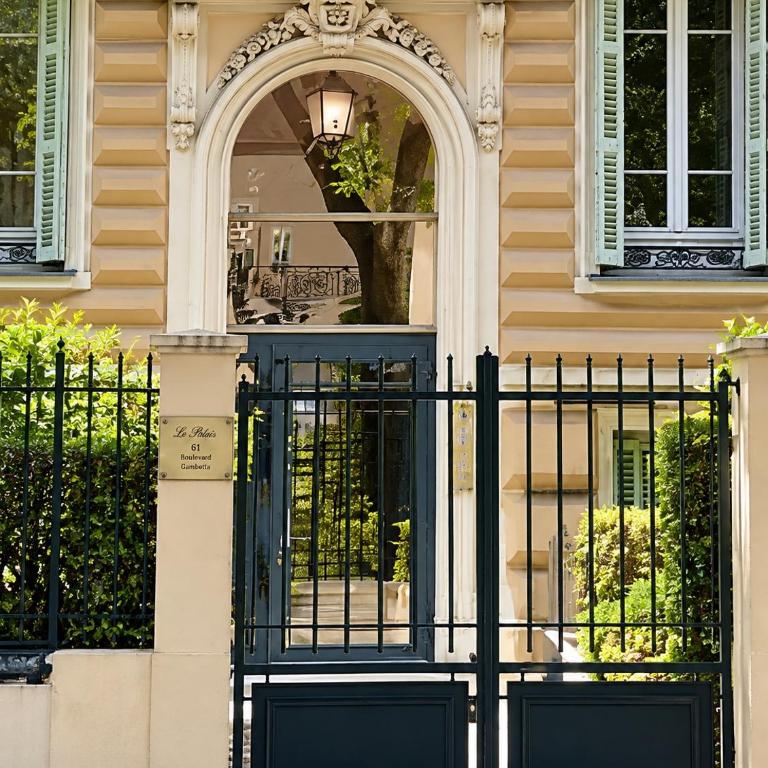 Spacieux STUDIO Happy home en dernier étage avec petit ascenseur et balcon À 5 minutes du vieux Nice et de la mer Attention aucune chambre séparée - Apartment mit 1 Schlafzimmer - 10
