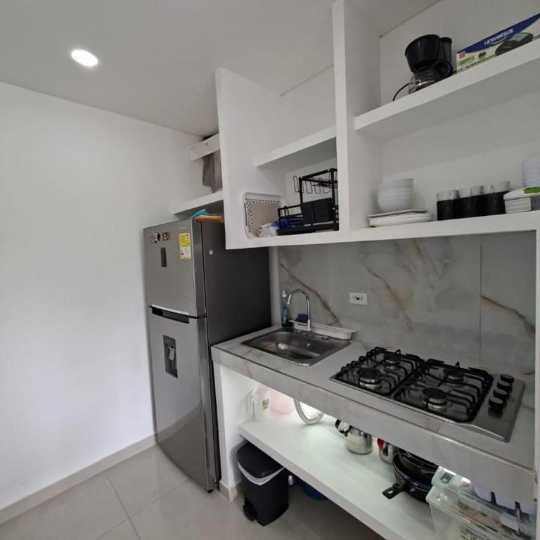 Hermoso Apartamento con Piscina 3 Habitaciones V52 - Three-Bedroom Apartment - 9