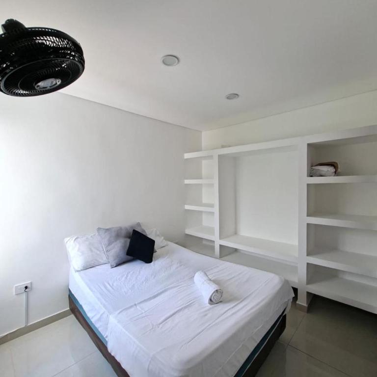 Hermoso Apartamento con Piscina 3 Habitaciones V52 - Three-Bedroom Apartment - 5
