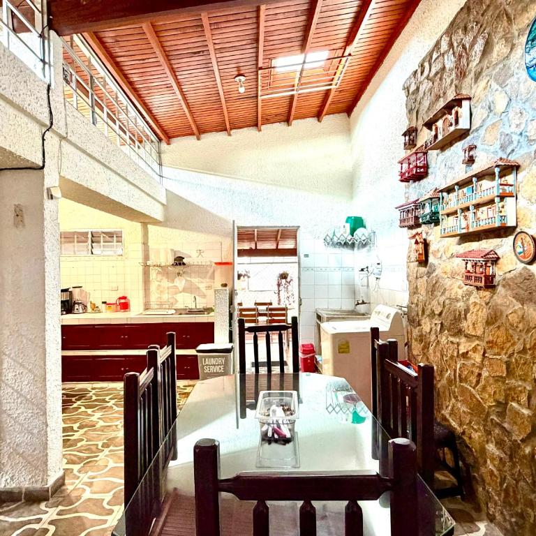 Villa YARA - Four-Bedroom House - 17