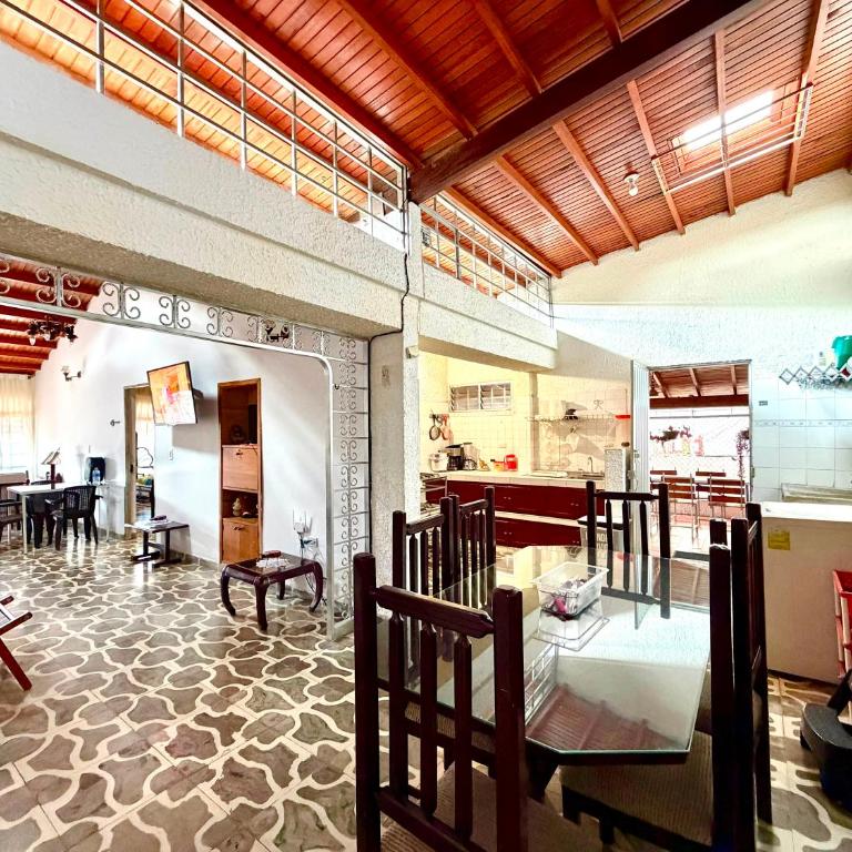 Villa YARA - Four-Bedroom House - 18