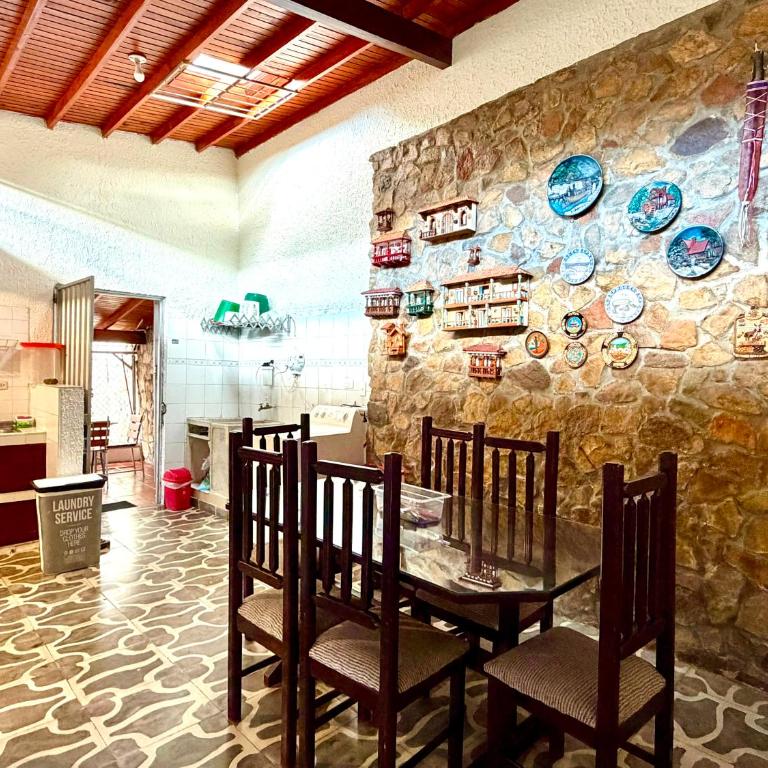 Villa YARA - Four-Bedroom House - 19