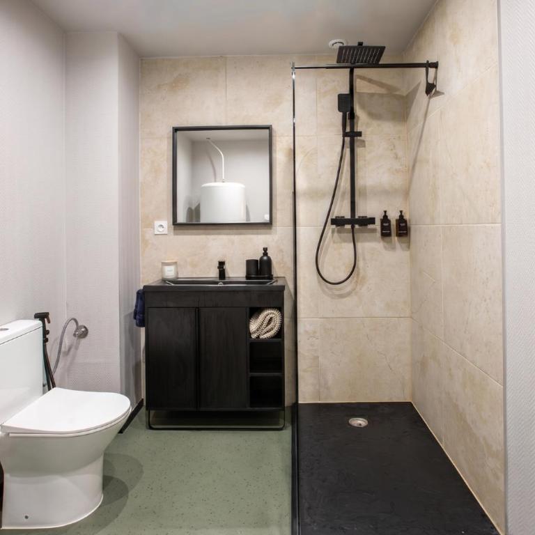 Éden Doré - Suite Jacuzzi Privatif & Parking - Appartement 1 Chambre - 12