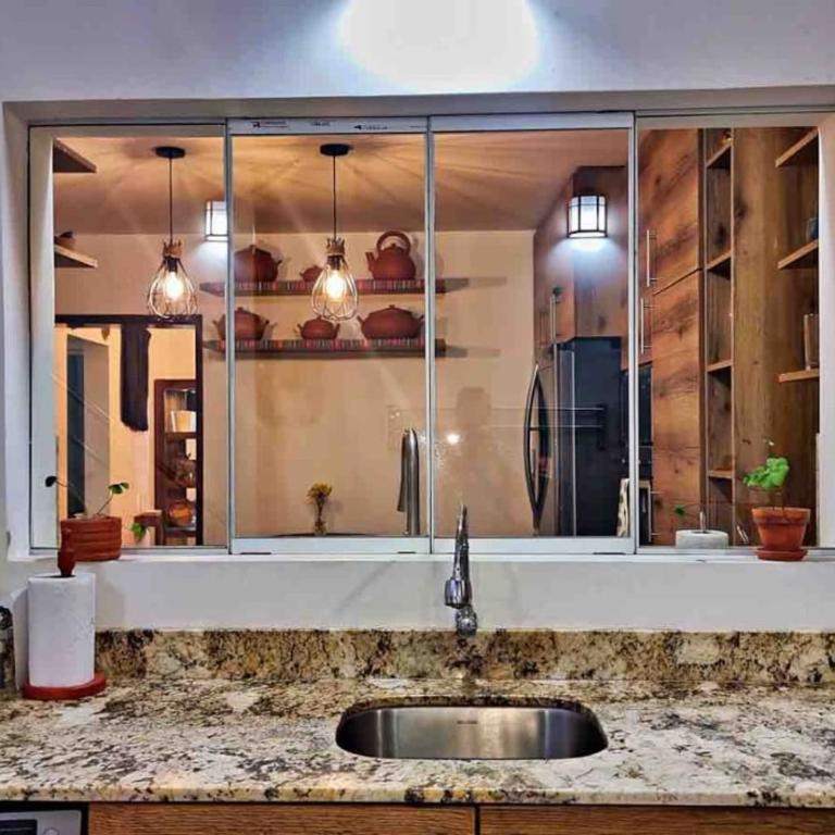 Casa Pacheco - Luxury 2BR/2BA w/ Jacuzzi - Walk to Beach & Castle - Two-Bedroom House - 7