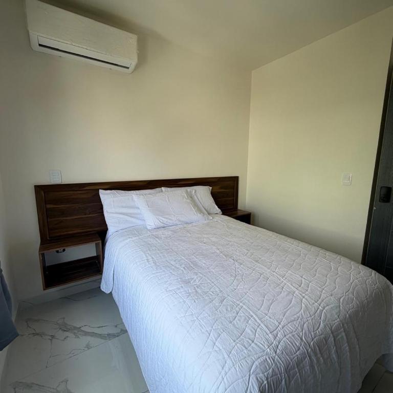 Hostal 10 - Double Room with Private Bathroom - 1