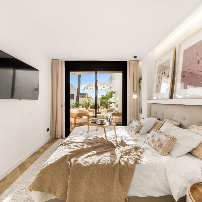 Superb Lorcrimar apartment, Puerto Banus, Marbella - Apartamento de 2 dormitorios - 3