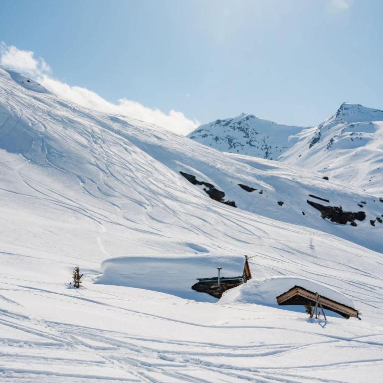 Residence Altineige Ski In-Out with WiFi in Val Thorens, "V23" by Versant Collection - Appartement - 5