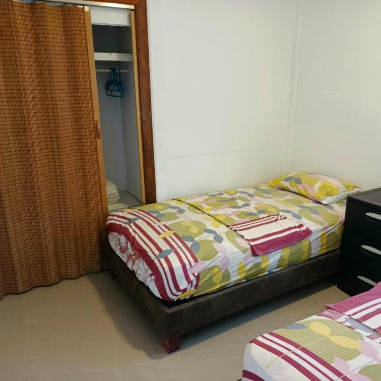 Hotel Almond Beach - Habitación Familiar - 1