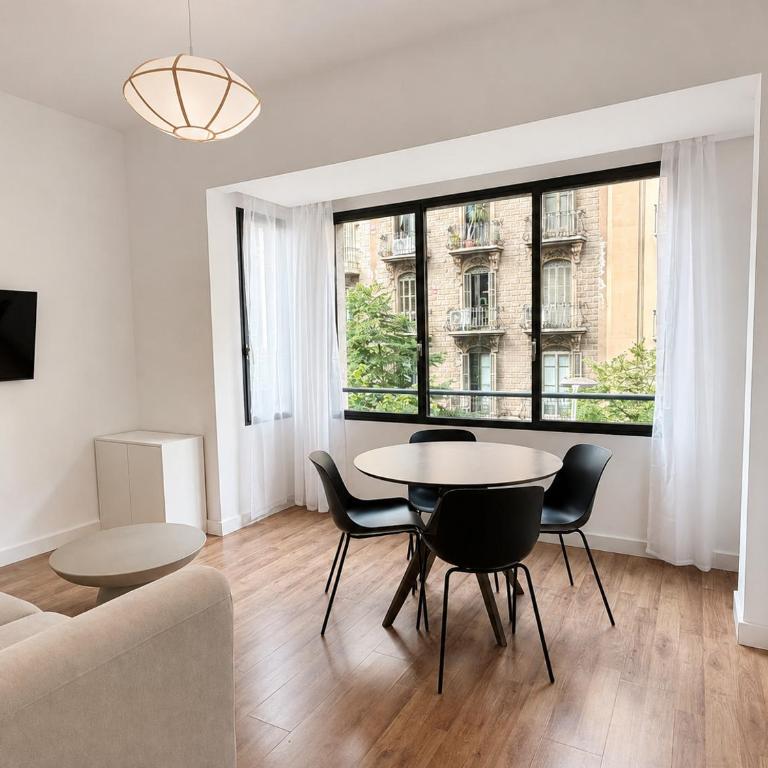 Stay Unique Apartments Balmes III - Apartment - 54
