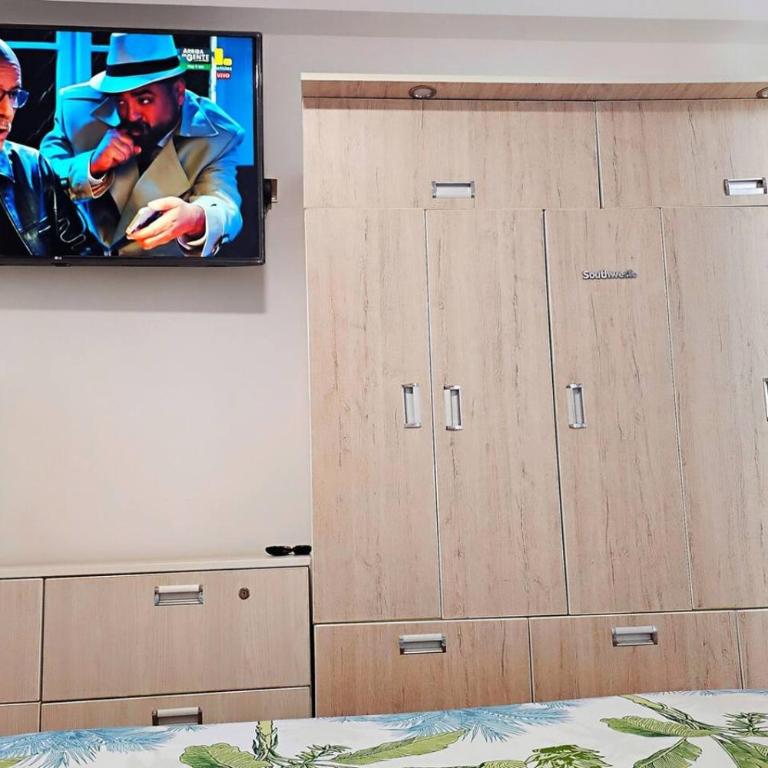 Penthouse Pacheco - 3BR, 5BA with Private Rooftop Terrace with Panoramic City Views - Apartment - 13