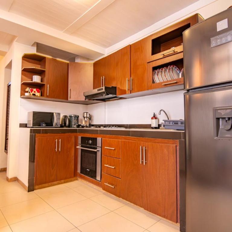 Colonial Boutique House with 3 Private Suites - Terrace, Pool - Gym - Apartamento de 1 dormitorio - 20