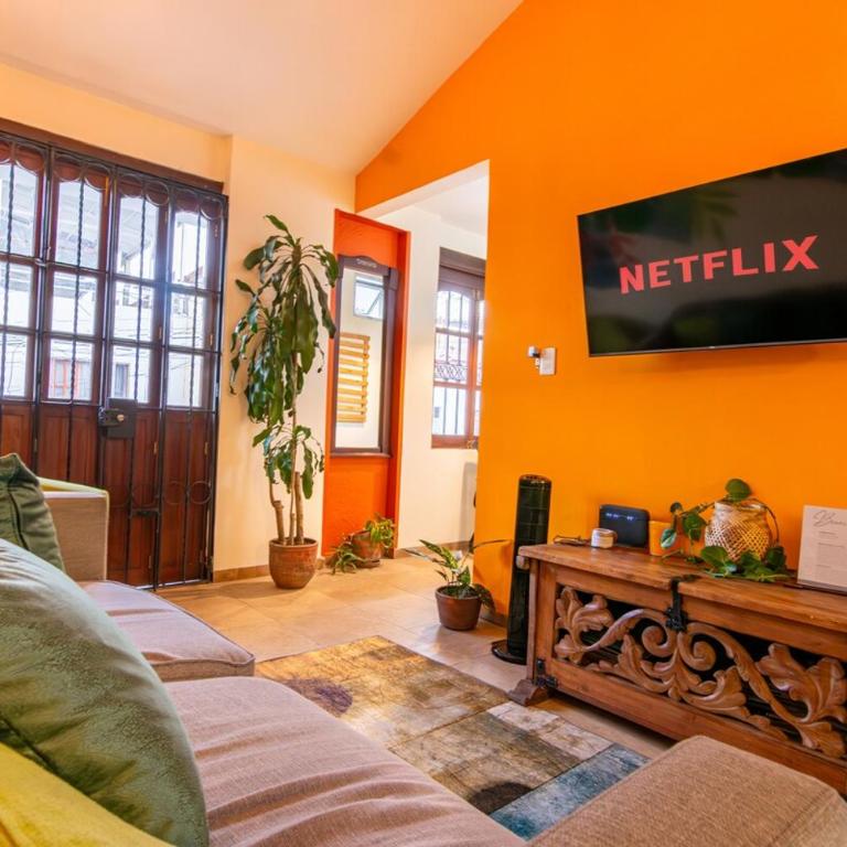 Colonial Boutique House with 3 Private Suites - Terrace, Pool - Gym - Apartamento de 1 dormitorio - 47