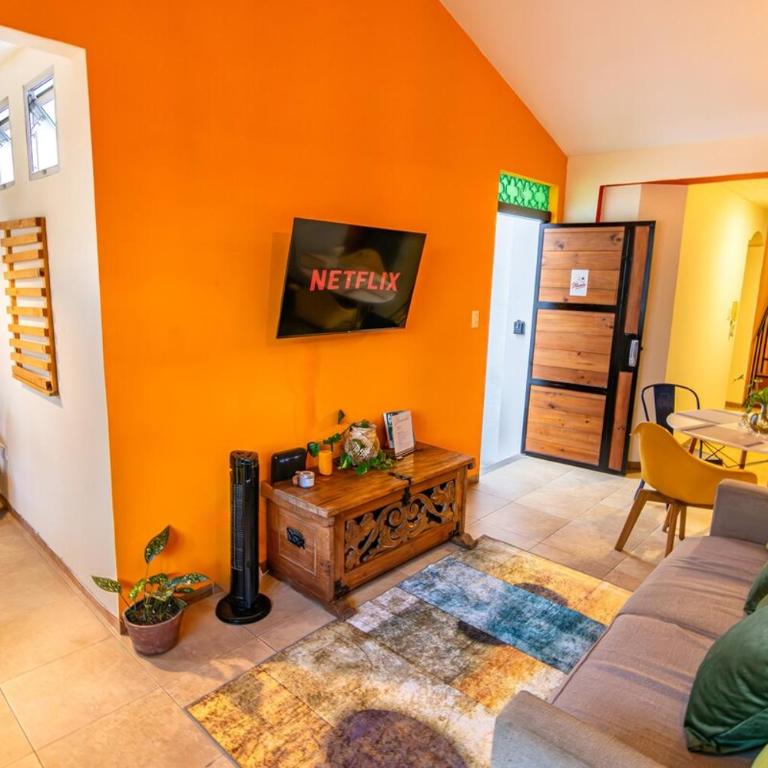 Colonial Boutique House with 3 Private Suites - Terrace, Pool - Gym - Apartamento de 1 dormitorio - 79