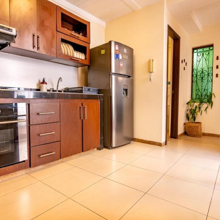 Colonial Boutique House with 3 Private Suites - Terrace, Pool - Gym - Apartamento de 1 dormitorio - 88