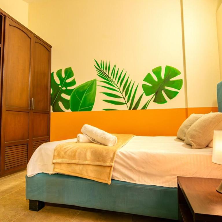 Colonial Boutique House with 3 Private Suites - Terrace, Pool - Gym - Apartamento de 1 dormitorio - 89