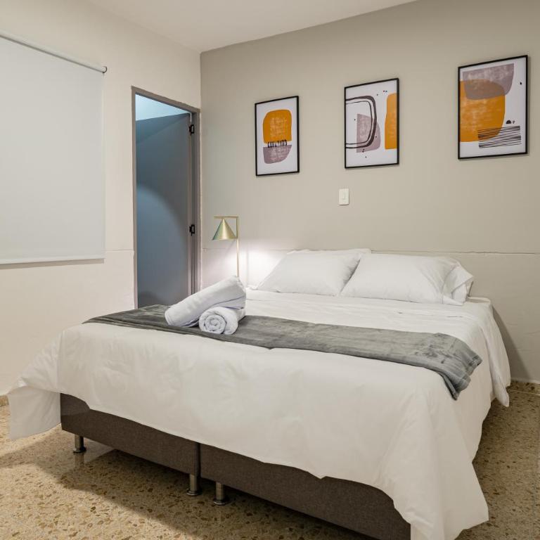 Club House Laureles - Double Room - 10