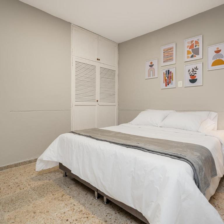 Club House Laureles - Apartment - 11