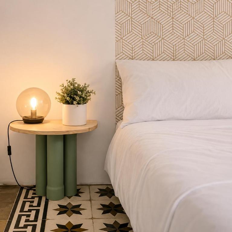 Maria Magdalena - Room 8 - Doppelzimmer mit Gemeinschaftsbad - 2